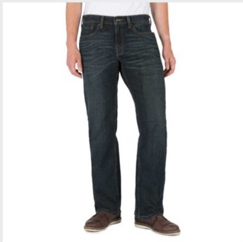 LEVI STRAUSS & CO. Relaxed fit